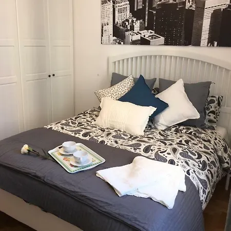 Luxury Bright Flat Downtown *