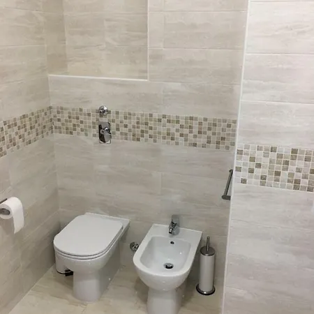 Luxury Bright Flat Downtown Apartment