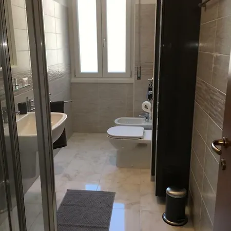 Luxury Bright Flat Downtown * Milan