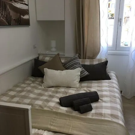 Apartment Luxury Bright Flat Downtown *