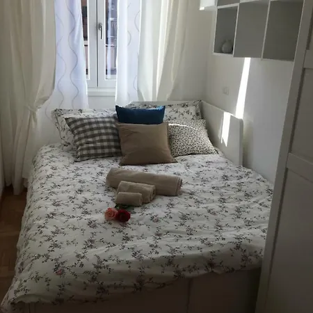 Luxury Bright Flat Downtown Apartment Milan