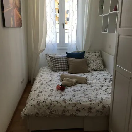 Luxury Bright Flat Downtown *